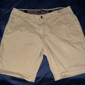 Iron flex Khaki shorts